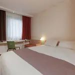 Ibis 호텔 2*