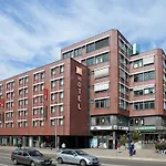 호텔 Ibis 2*