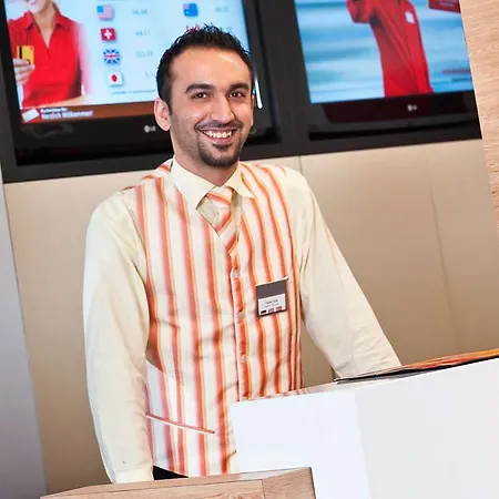 Ibis Hotel 2*