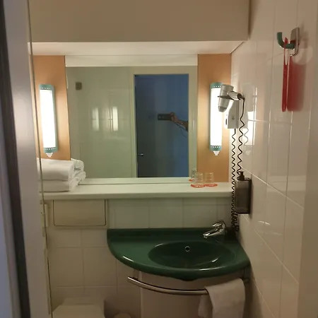 Hotel Ibis 2*